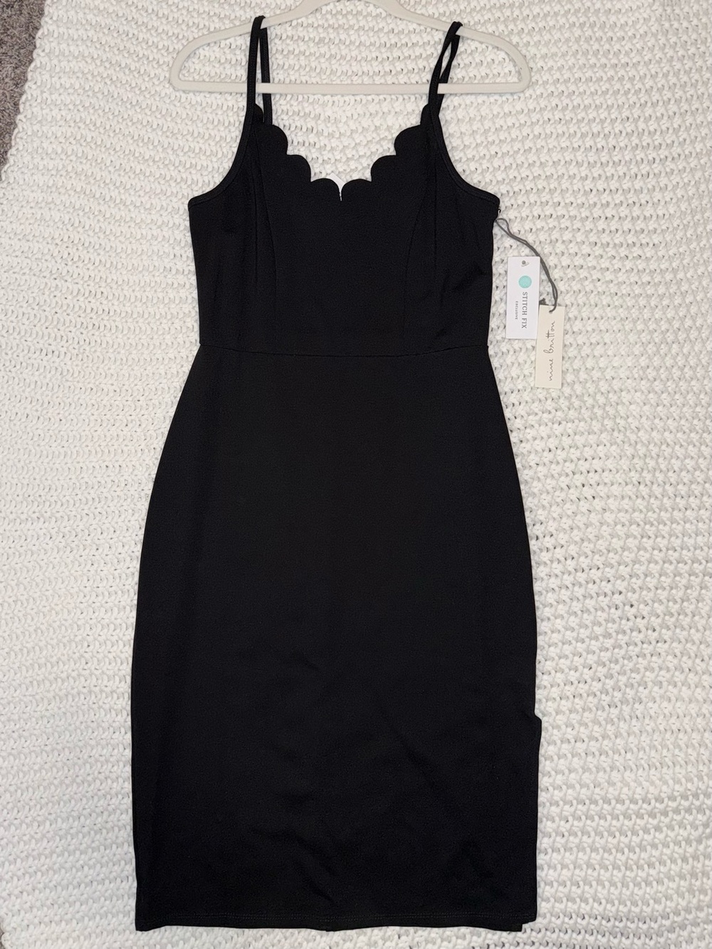 NWT Nine Britton Kimora Scalloped Midi Dress Black M Stitch Fix